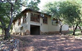 Thabaledi Game Lodge